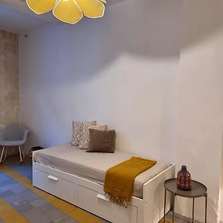 La Maison Benezet Arles Roquette *